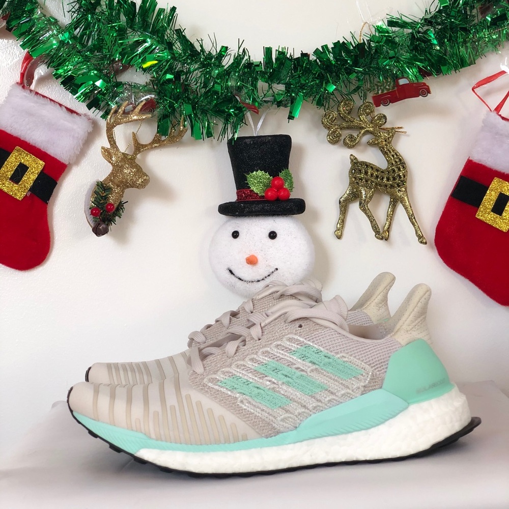 Adidas Solar Women Boost shoes size 7.5 women new